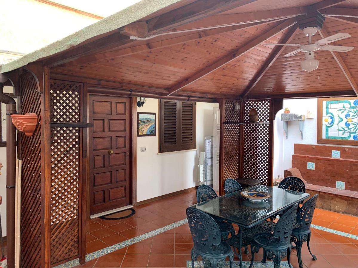 Casa Vacanza Nina Милацо Екстериор снимка